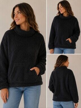 New York Laundry Black Fleece Top